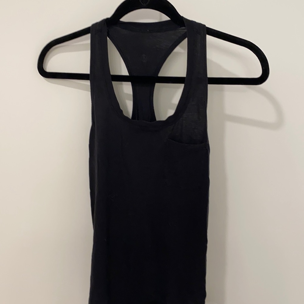 Lululemon tank top
